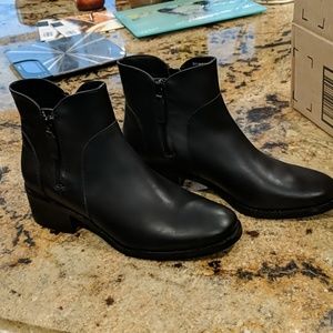 Cole Haan ankle boots size 6.5